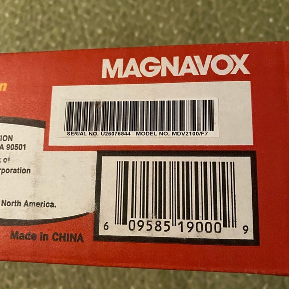 MAGNAVOX  DVD/CD player - Picture 6 of 9